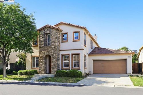 2342 Winchester Loop, Discovery Bay, CA, 94505-1855 | Card Image