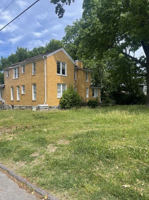 501 Douglas Ave, Nashville, TN, 37207-5502 | Card Image