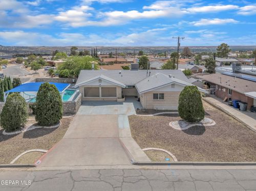 5801 Viewmont Ln, El Paso, TX, 79912-5338 | Card Image