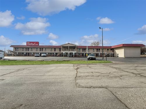 5020 Ne 14th St, Des Moines, IA, 50313-2016 | Card Image