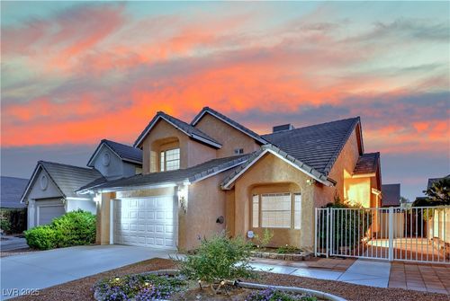 7313 Simsbury Cir, Las Vegas, NV, 89129-6214 | Card Image