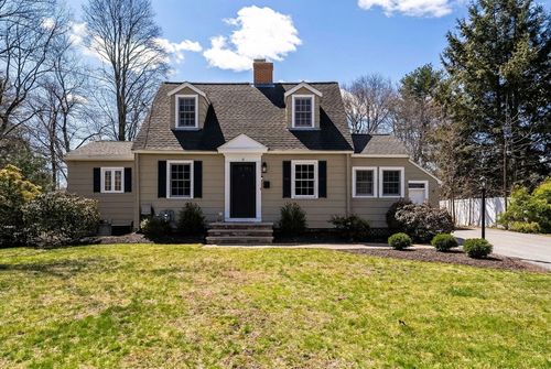 8 High Plain Rd, Andover, MA, 01810-3319 | Card Image