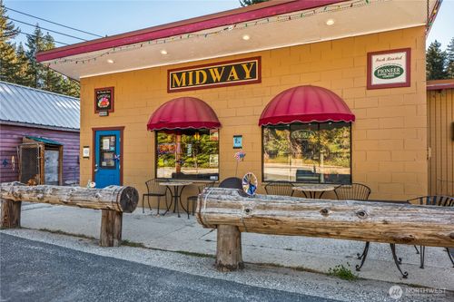 14193 Chiwawa Loop Rd, Leavenworth, WA, 98826-9160 | Card Image