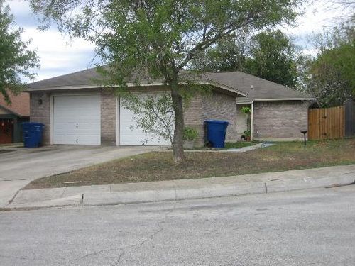 5011 Sommerdale, San Antonio, TX, 78217-6412 | Card Image