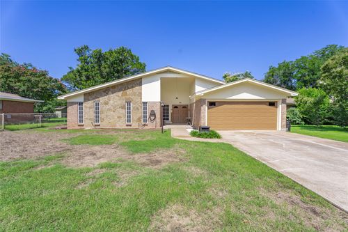 1224 Park Center St, Benbrook, TX, 76126-3508 | Card Image