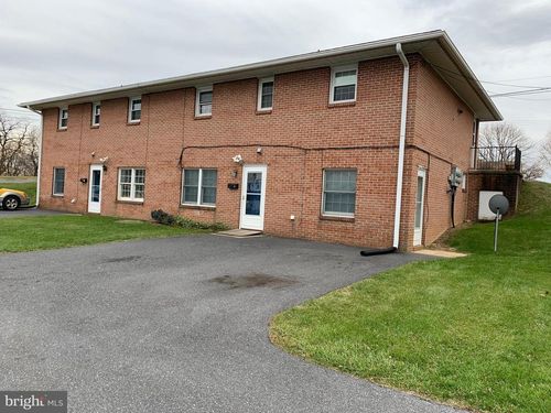 a-11 Edward Dr, GREENCASTLE, PA, 17225-1435 | Card Image
