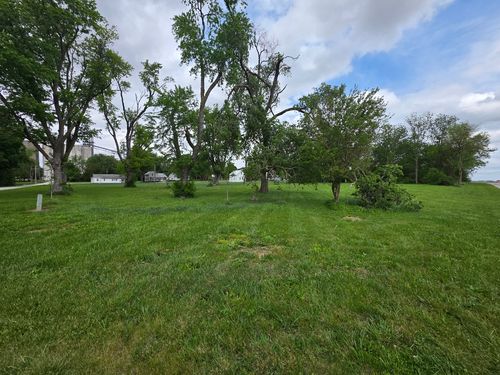 31263 2nd St, Chenoa, IL, 61726-8876 | Card Image
