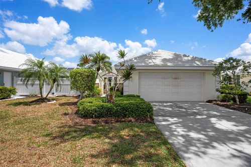73-799 Harrington Lake Dr N, VENICE, FL, 34293-4239 | Card Image