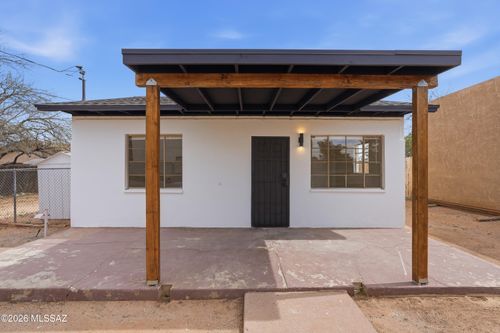 1432 N Columbus Boulevard, Tucson, AZ, 85712 | Card Image