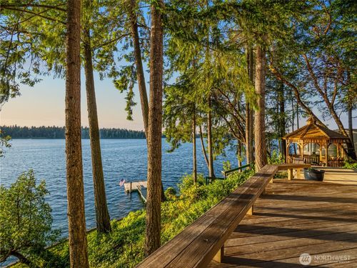 56 Silcox Is, Lakewood, WA, 98498-2105 | Card Image
