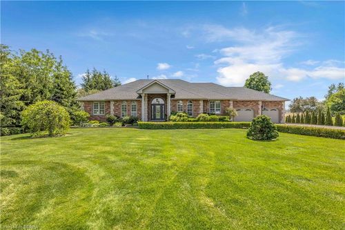 302 German School Road, Paris, ON, N3L3E1 | Card Image