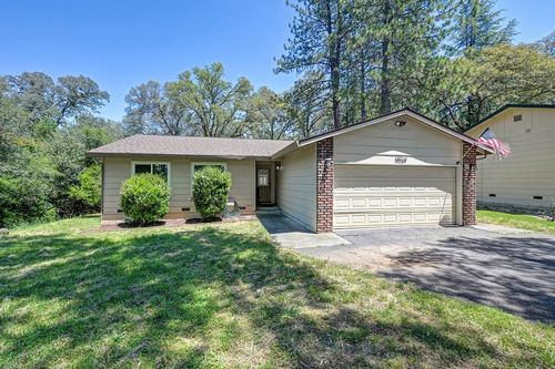 14069 Torrey Pines Dr, Auburn, CA, 95602-8007 | Card Image