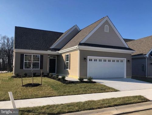 643 Resort Blvd, DOVER, DE, 19904-2011 | Card Image