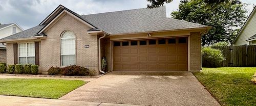 167 Oscar Ln, Shreveport, LA, 71105-3566 | Card Image