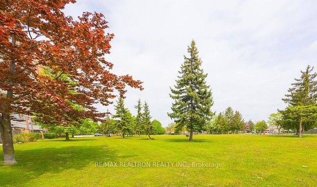 708 - 410 Mclevin Ave, Condo with 3 bedrooms, 2 bathrooms and 1 parking in Scarborough ON | Image 25