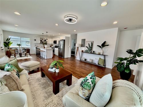 d-84-1132 Hana St, Waianae, HI, 96792-2255 | Card Image