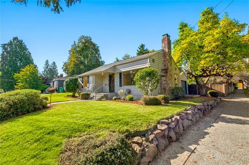 7755 44th Avenue Ne, Seattle, WA, 98115 | Card Image