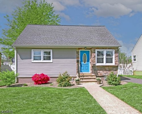 104 Hillcrest Ter, Roselle, NJ, 07203-2619 | Card Image