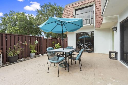2916 Sw Sunset Trace Cir, Palm City, FL, 34990-2620 | Card Image