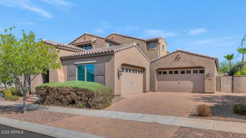 10718 E Lumiere Ave, Mesa, AZ, 85212-8220 | Card Image