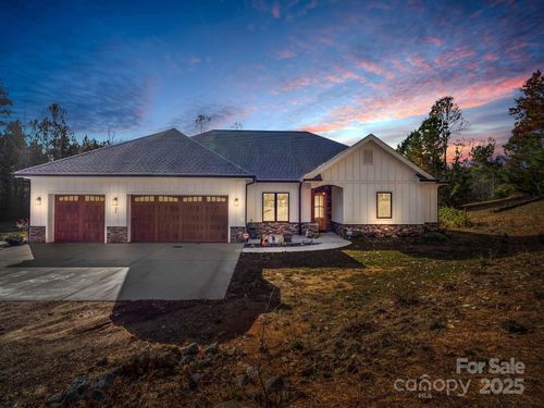 21 Rock Ridge Rd, Mill Spring, NC, 28756-5513 | Card Image