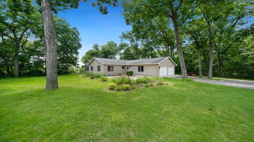 4415 S Chana Rd, CHANA, IL, 61015-9718 | Card Image