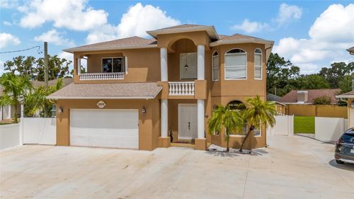 10806 Perez Dr, TAMPA, FL, 33618-5355 | Card Image