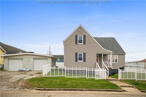 1628 16th St, Nitro, WV, 25143-1825 | Card Image