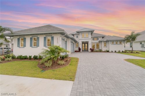 8900 Nevis Way, NAPLES, FL, 34112-7616 | Card Image