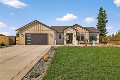 5271 Royal Canyon Ln, Paradise, CA, 95969-6683 | Card Image