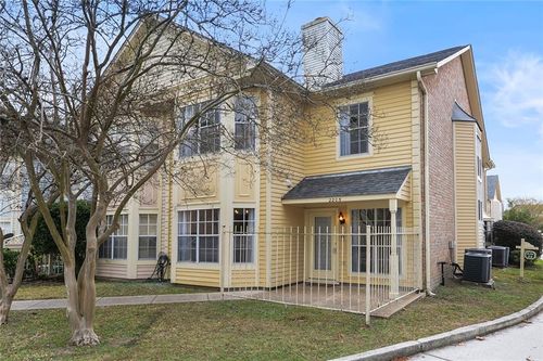 2205-2205 Audubon Trce, Jefferson, LA, 70121-1582 | Card Image