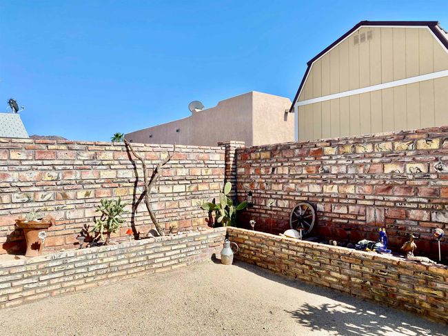 14393 E 53 Rd Ln, House other with 3 bedrooms, 2 bathrooms and 2 parking in Yuma AZ | Image 33