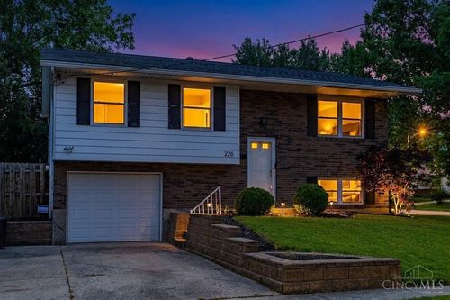 226 Goodrich Ln, Cincinnati, OH, 45233 | Card Image