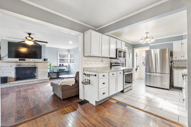 632 E Toledo Ave, House other with 2 bedrooms, 4 bathrooms and 1 parking in Peoria Heights IL | Image 5