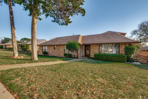 322 Meadowlark Ln, Duncanville, TX, 75137-3115 | Card Image