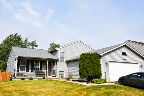 908 Countrywood Dr, Zion, IL, 60099-5400 | Card Image