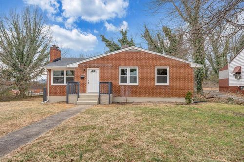 2830 Barnhart St Nw, Roanoke, VA, 24017-3012 | Card Image