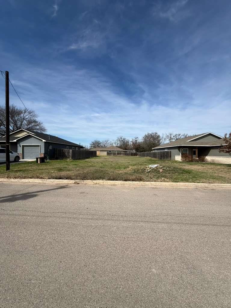 Land in Lampasas 2