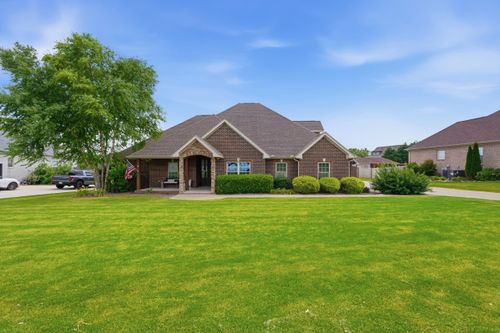 109 Inglewood Dr, Tuscumbia, AL, 35674-3224 | Card Image