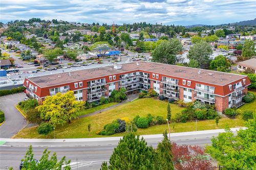 110-1680 Poplar Ave, Saanich, BC, V8P4K7 | Card Image