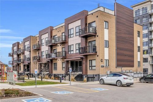 g7-20 Palace St, Kitchener, ON, N2E0J3 | Card Image