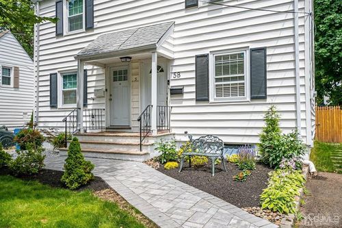 b-5 Mayfield Pl, Metuchen, NJ, 08840-1424 | Card Image