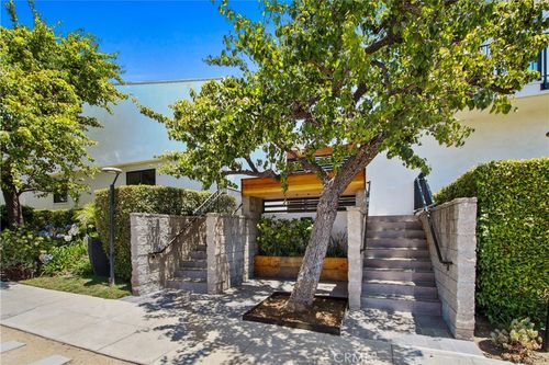11-1133 24th St, Santa Monica, CA, 90403-5821 | Card Image