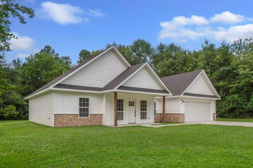 1911 Paul Ave, Lufkin, TX, 75901-4131 | Card Image