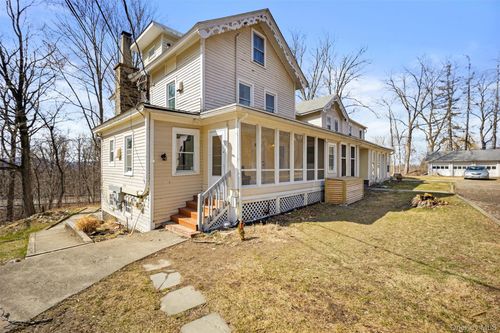 apt-4-67 Old Albany Post Rd, Rhinebeck, NY, 12572-2680 | Card Image