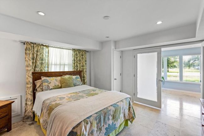 432 Glen Cove St, House other with 4 bedrooms, 4 bathrooms and 2 parking in Kemah TX | Image 4