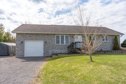 17410 Mcphail Rd, St Andrews West, ON, K0C2A0 | Card Image