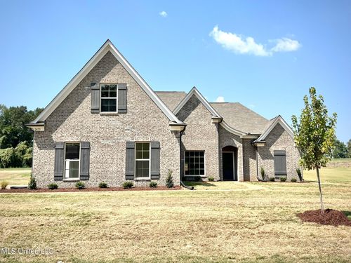 2473 Scott Meadows Ln, Hernando, MS, 38632-1568 | Card Image