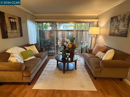 b-34 Massolo Dr, Pleasant Hill, CA, 94523-4879 | Card Image