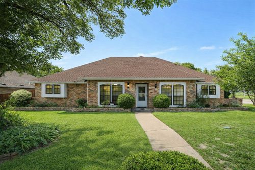 10135 Rita Rd, Dallas, TX, 75243-2618 | Card Image